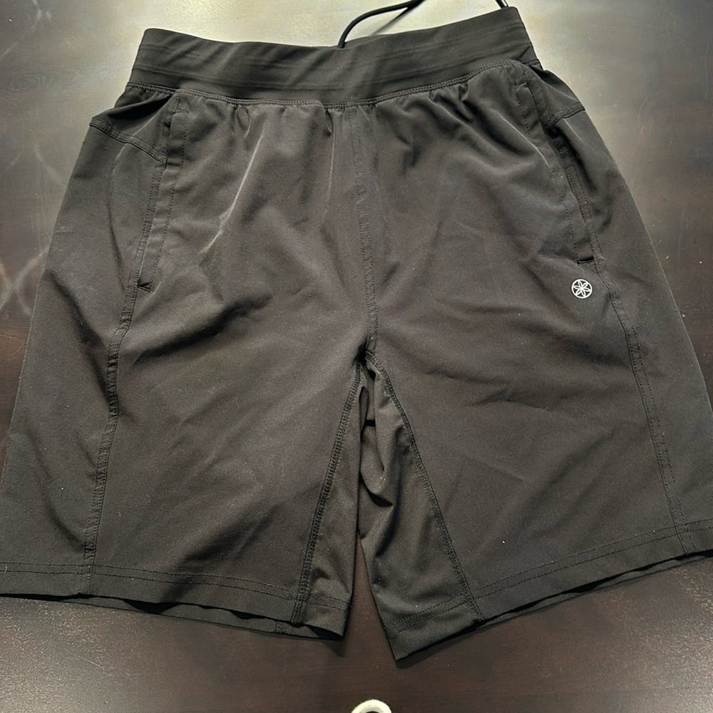 Men shorts (yoga/stretch/sport) Sz S NWOT